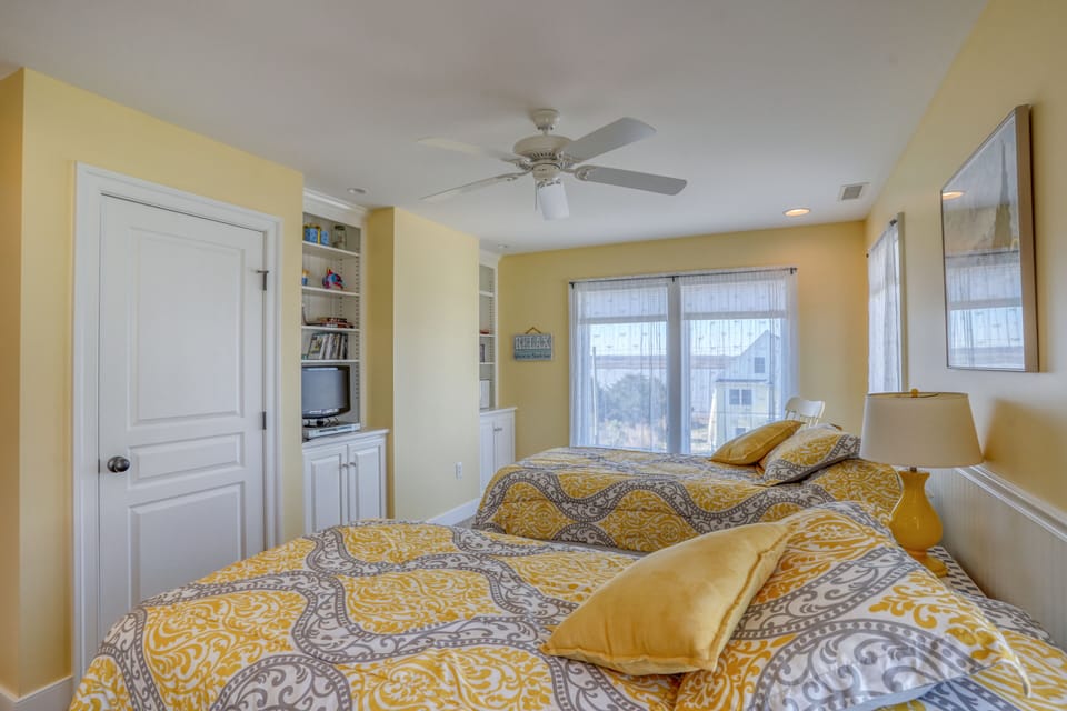 Full Size Twin Beds