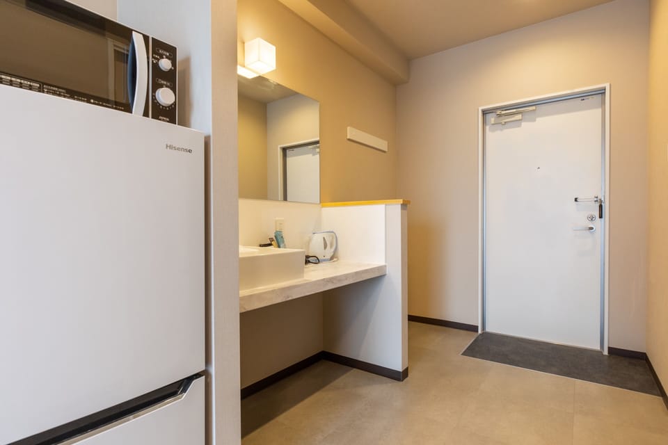 Twin Room [24 sqm], Non Smoking | Room amenity