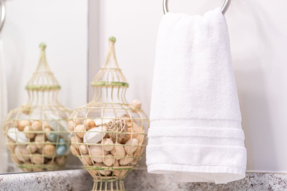 Bathroom amenities