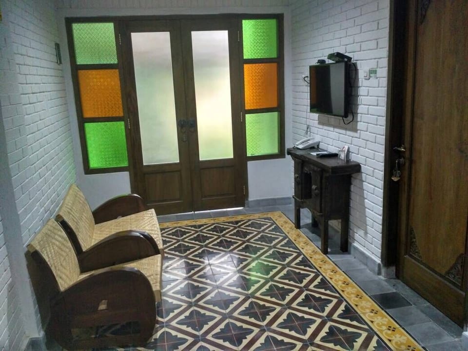 Deluxe Quadruple Room | Free WiFi