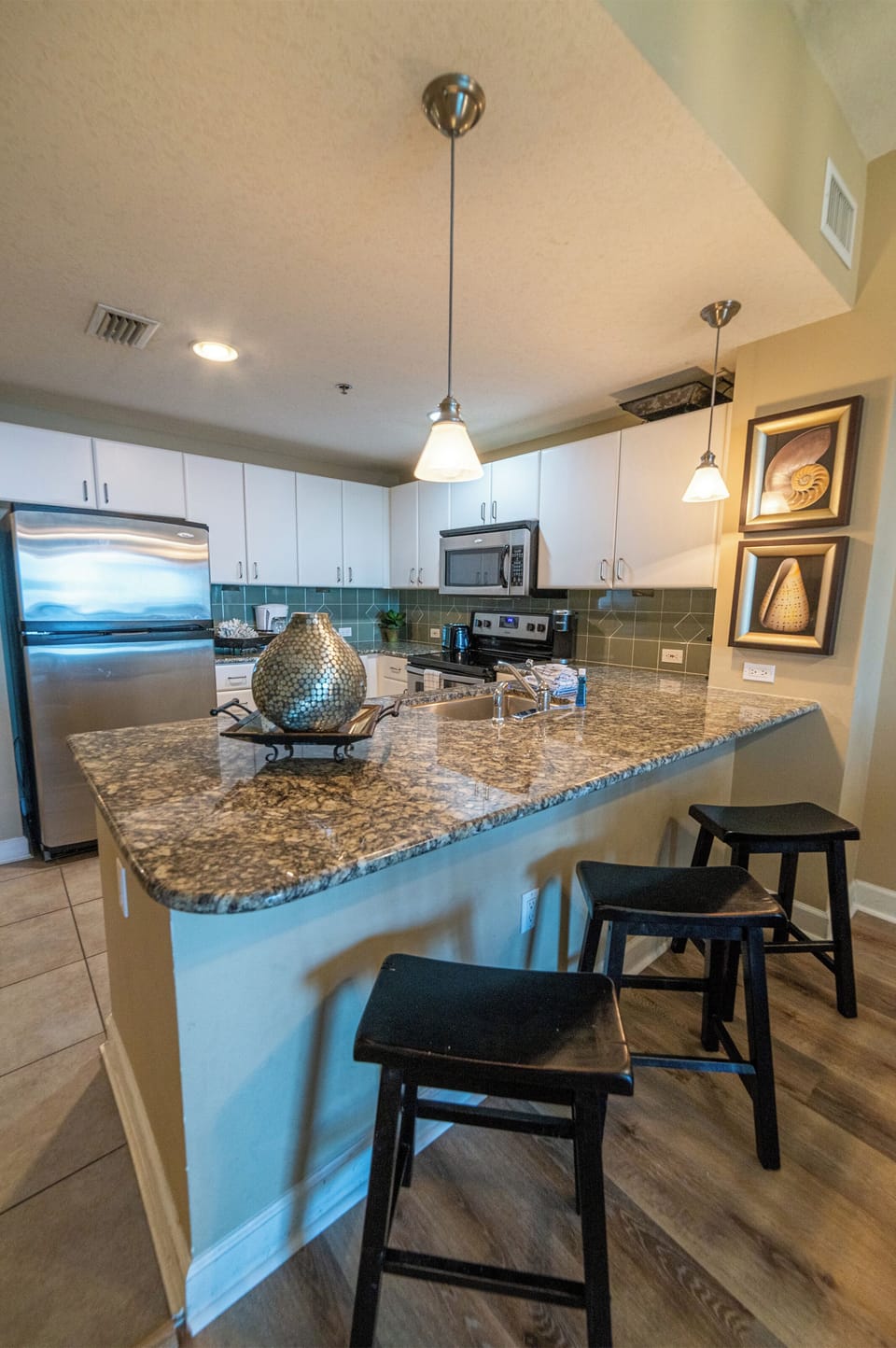 The kitchen is fully equipped for all your cooking & baking needs