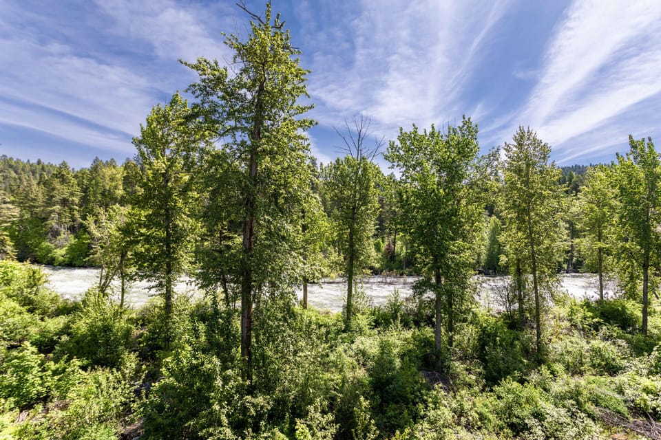 Beautiful river views | Exterior