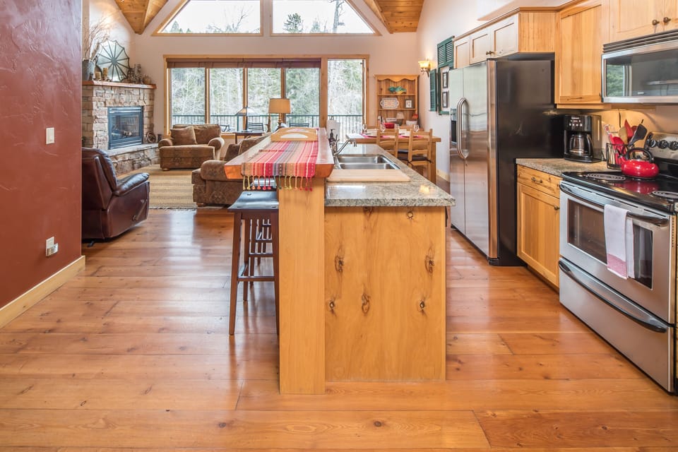 Cook a delicious meal | Main Level