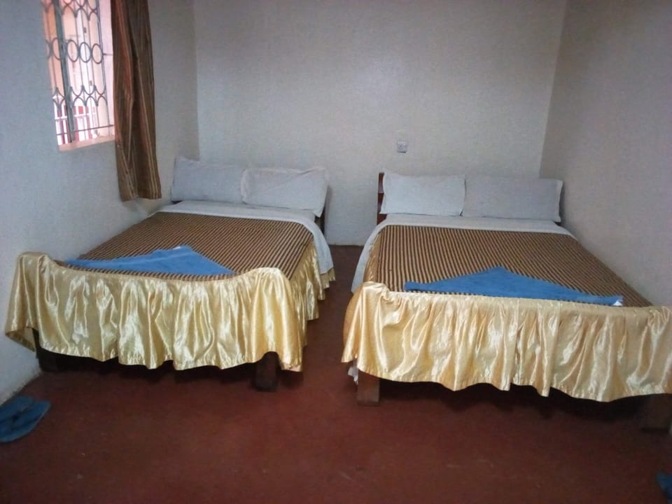 Double Room | Desk, free WiFi