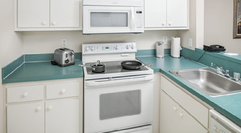 This unit has 2 fully equipped kitchens. Make your own snacks or gourmet dinners