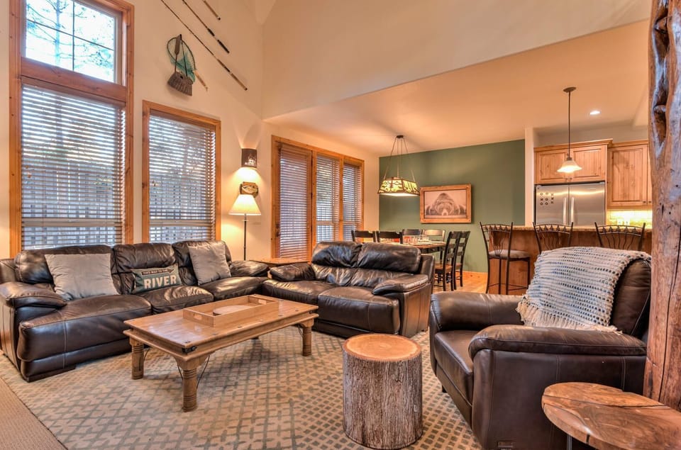 Condo, Multiple Beds (Aquila Lodge - Unit 5) | Living area