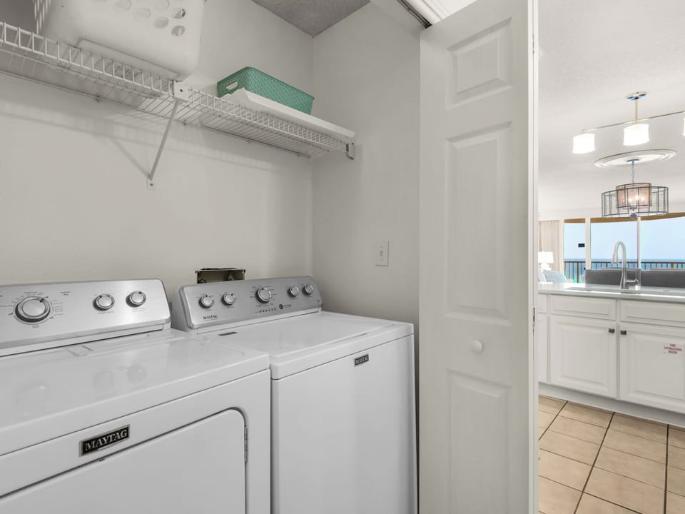 Full Size Washer and Dryer In Unit
