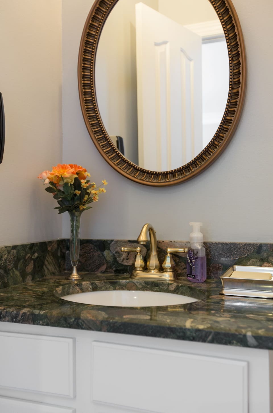 1/2 bath on main level next to dining room area