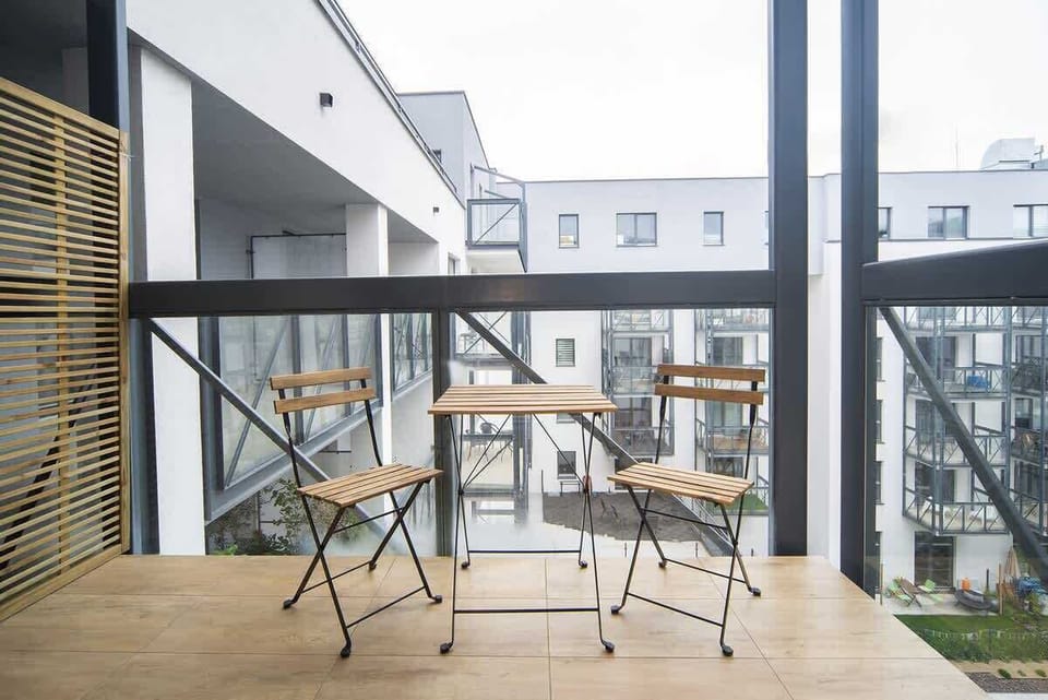 Furnished balcony
