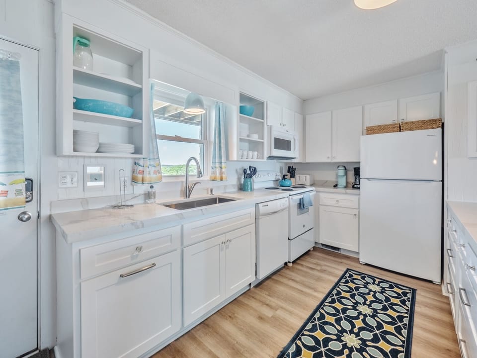 Kitchen - Dolphin Level