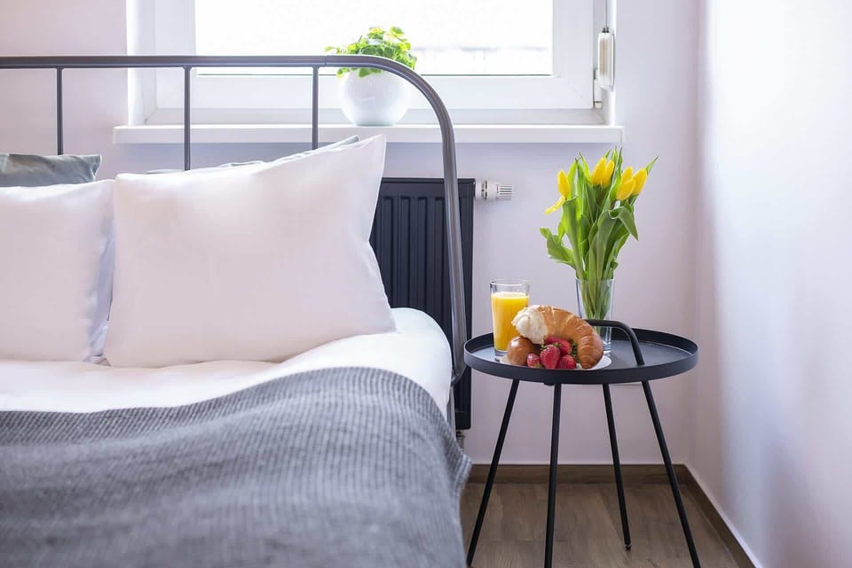 A quiet bedroom perfect for relaxing. 