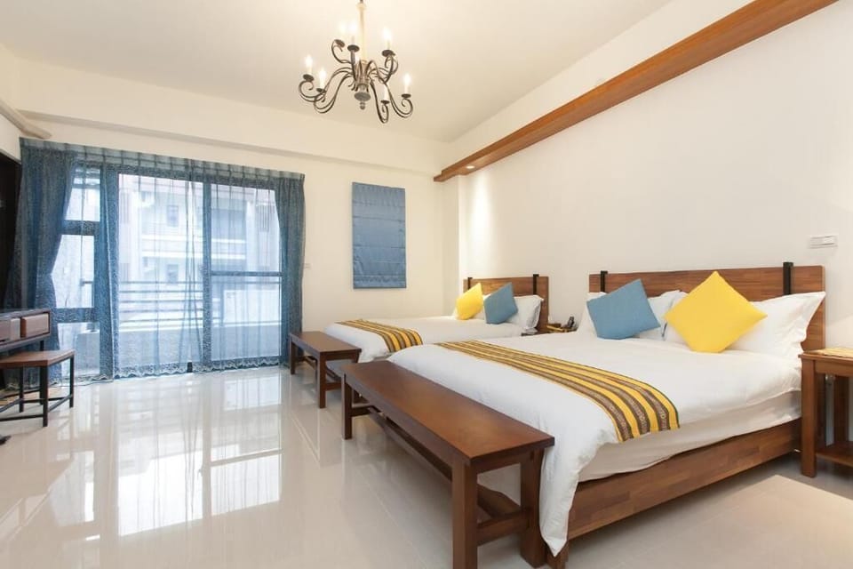 Family Quadruple Room, Balcony | Premium bedding, individually decorated, individually furnished, desk