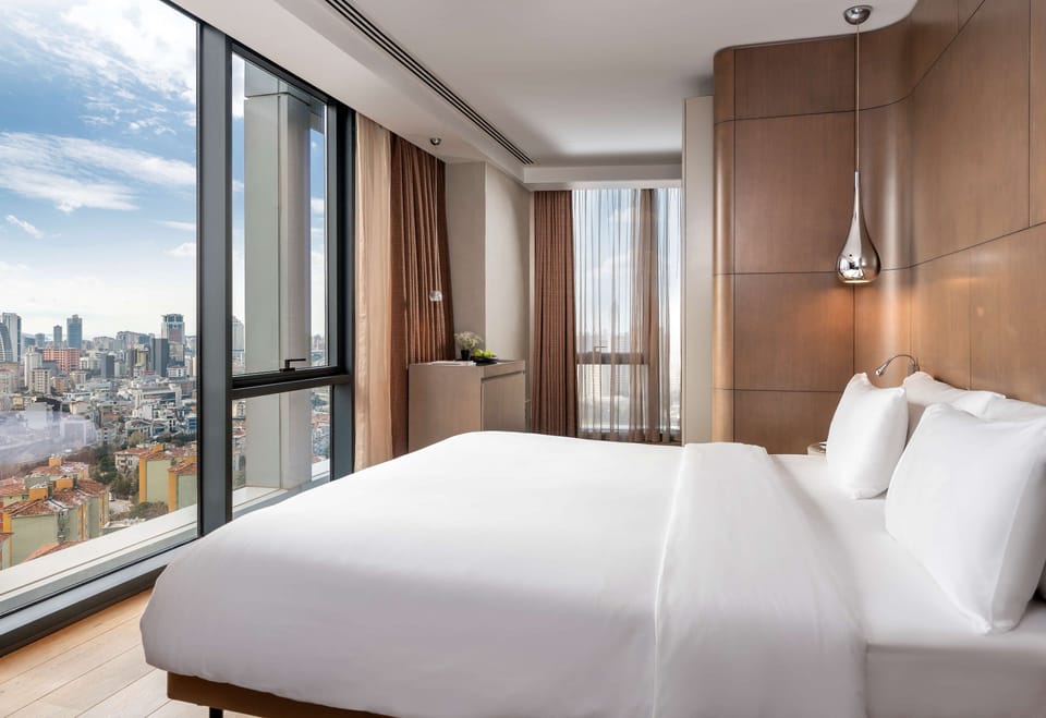 Suite, 1 Bedroom | Premium bedding, minibar, in-room safe, individually decorated