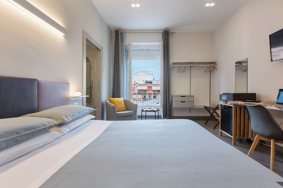 Deluxe Double Room | In-room safe, desk, laptop workspace, free WiFi
