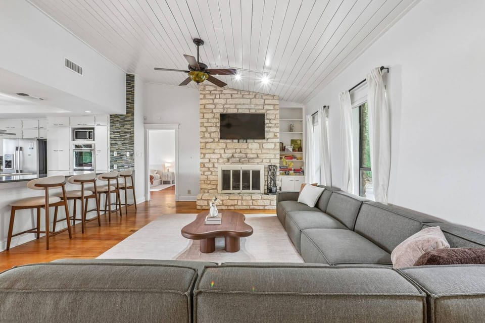 Large living room with TV