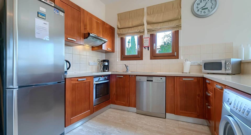 Villa, 3 Bedrooms, Private Pool | Private kitchen | Coffee/tea maker, full-size fridge, microwave, oven