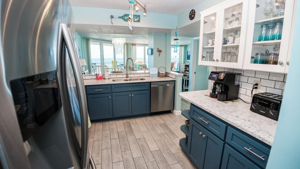 Fully Stocked Kitchen