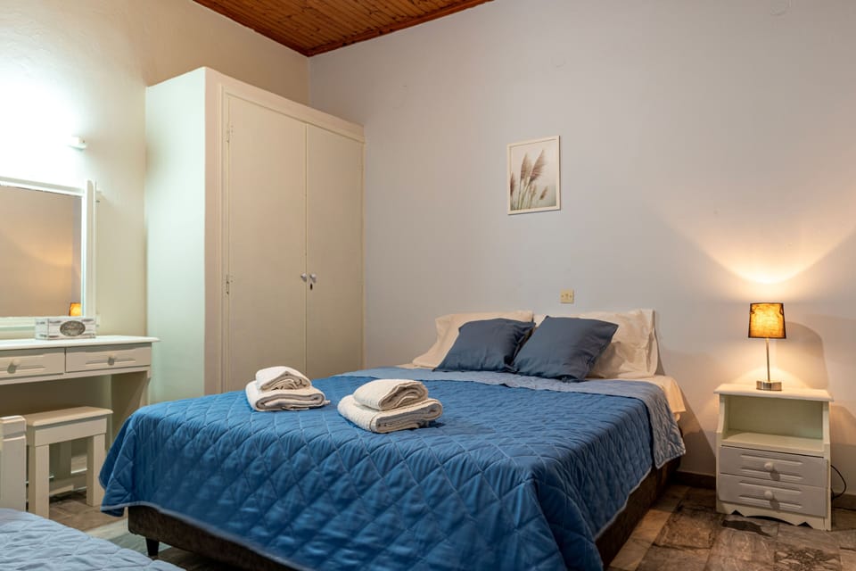 Apartment | 1 bedroom, free cribs/infant beds, free WiFi, bed sheets