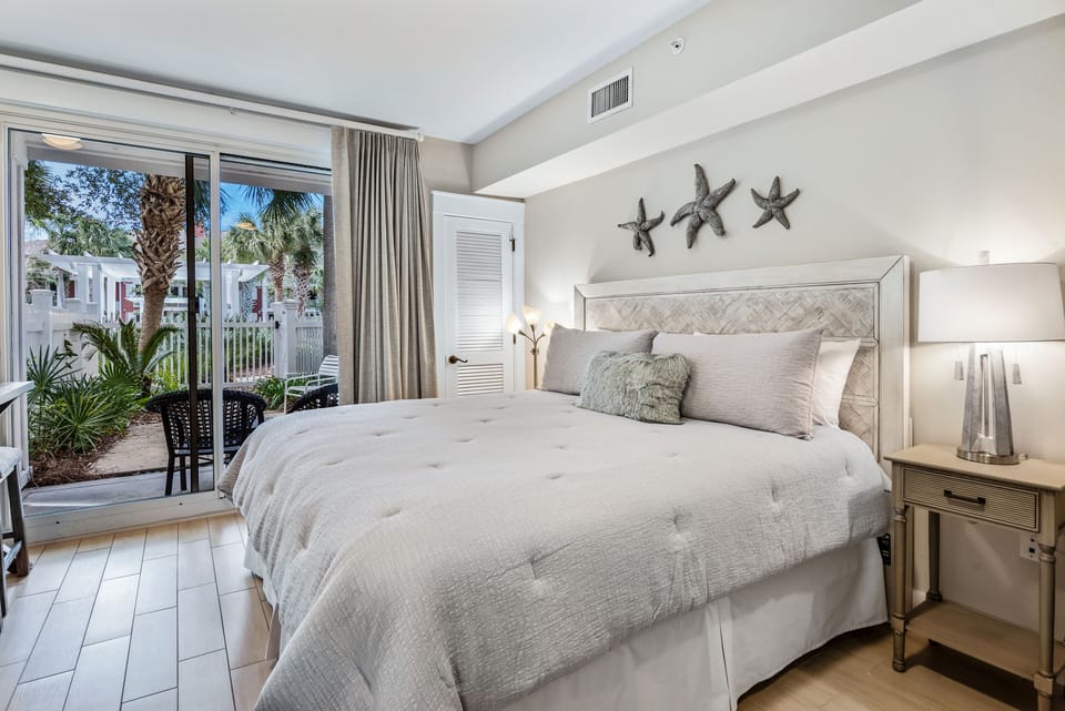 King Bed, walk out Patio