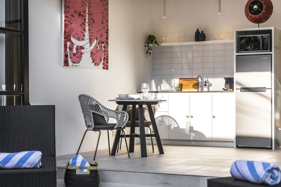 Honeymoon Villa, 1 Bedroom | In-room dining