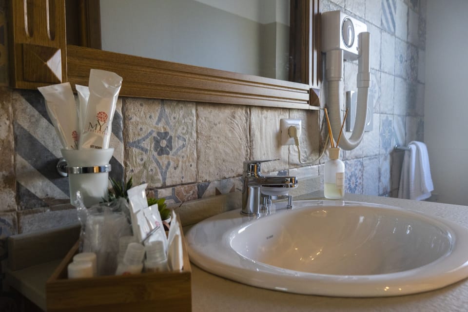 Shower, rainfall showerhead, hair dryer, slippers