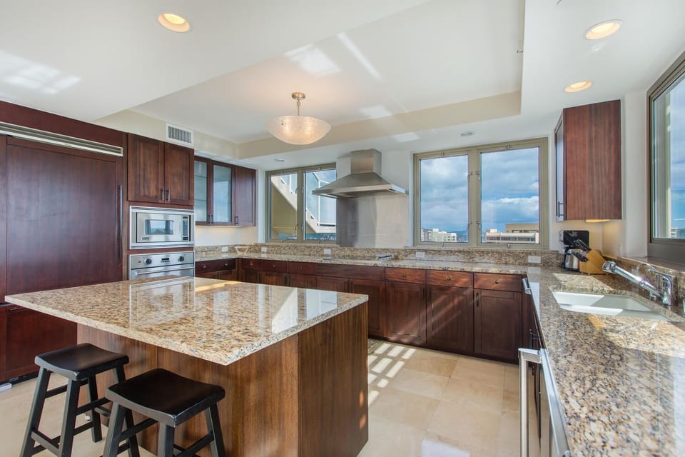 Fully Equipped Kitchen Ready to Cook - Fully Equipped Kitchen Ready to Cook