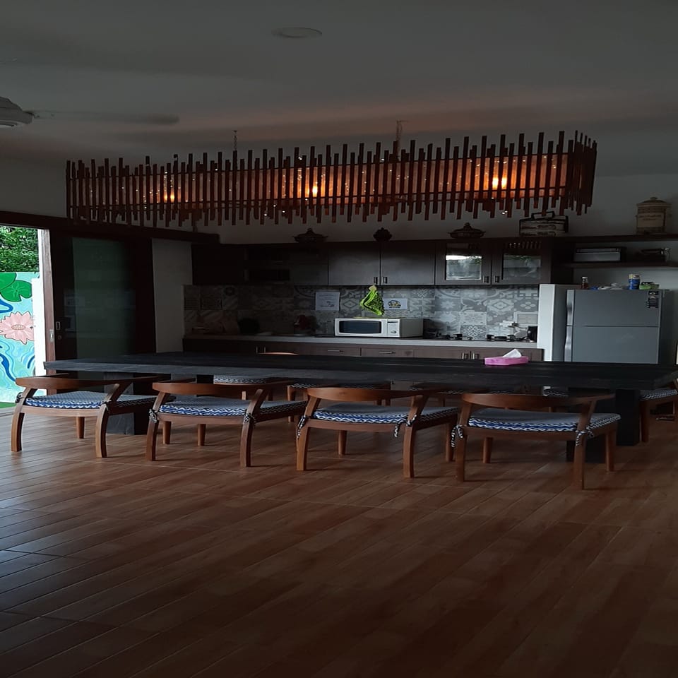 Shared fridge, microwave