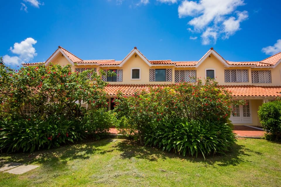 Check out my 3 bed listing very close. 11 Rodney Quay.  Unique No: 8372510