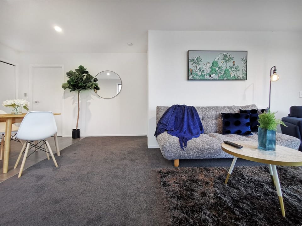 Deluxe Apartment, 1 Bedroom | Living area | Flat-screen TV
