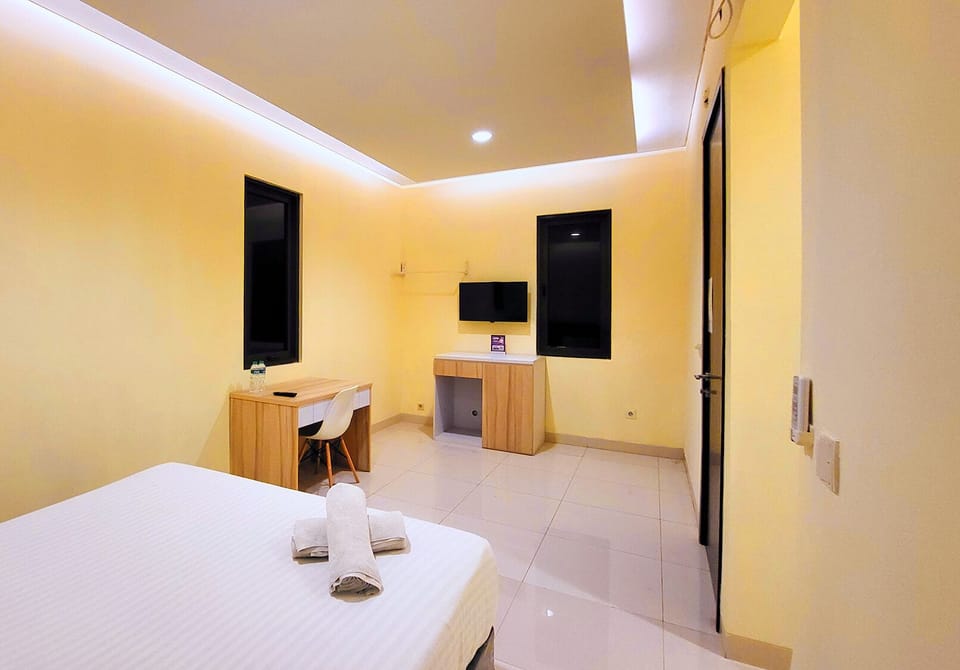 Deluxe Double Room, 1 Bedroom | Desk, free WiFi