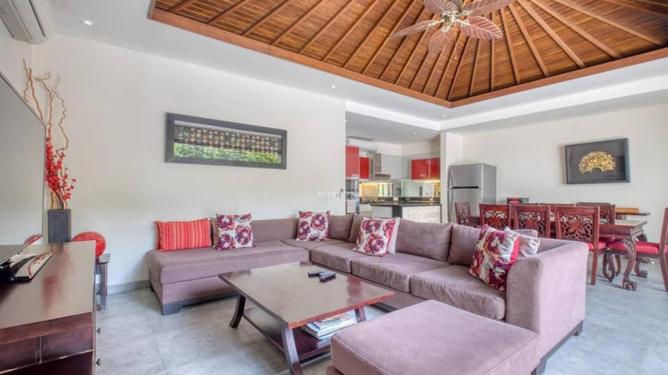 4-Bedroom Kejora 18, Two-Story Beachfront Villa (500)