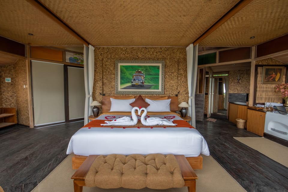 Luxury Villa, 1 Bedroom, Non Smoking, Hill View | 1 bedroom, minibar, in-room safe, desk