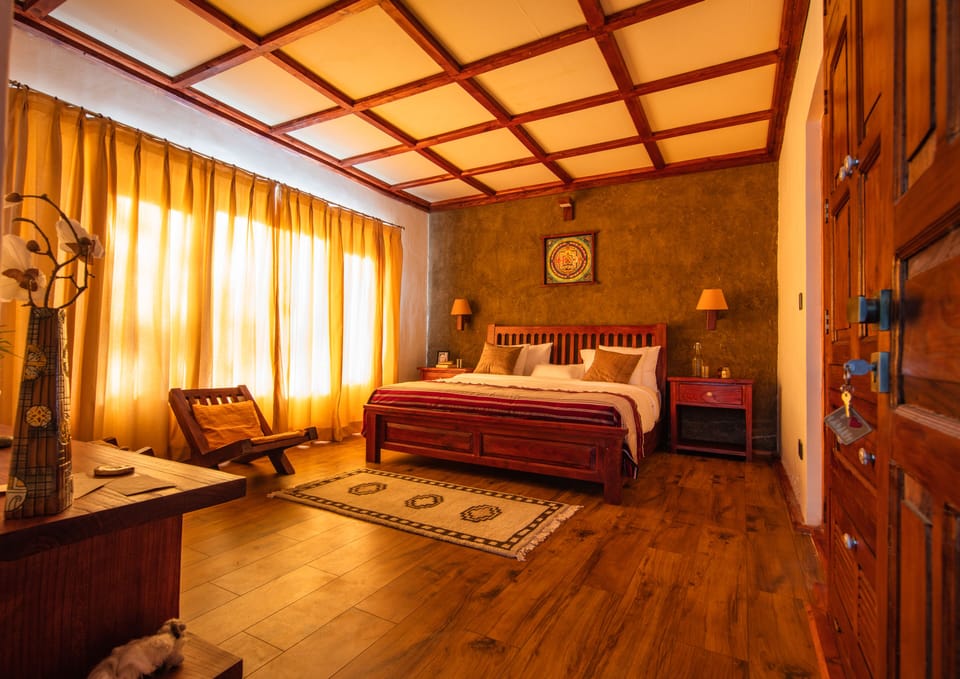 Duplex, Mountain View | Egyptian cotton sheets, premium bedding, down comforters