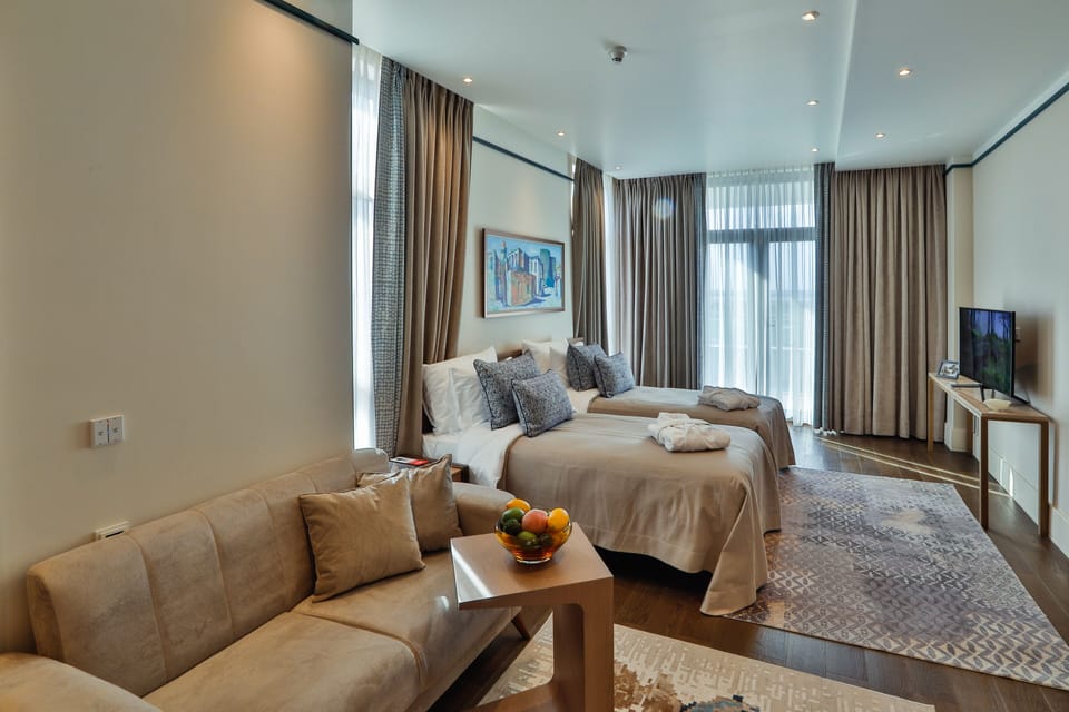 Premium bedding, in-room safe, desk, laptop workspace