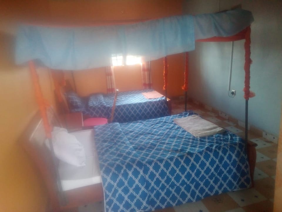 Double Room | Free WiFi, bed sheets