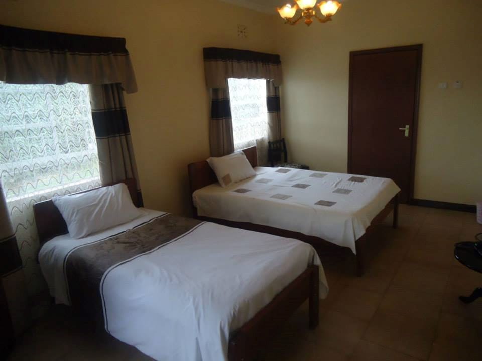 Double or Twin Room | Desk, free WiFi
