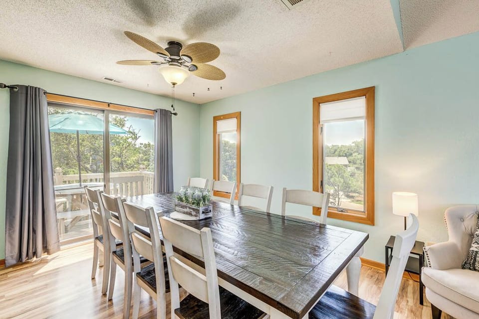 Top-Level Dining Room with Table (seats 10)