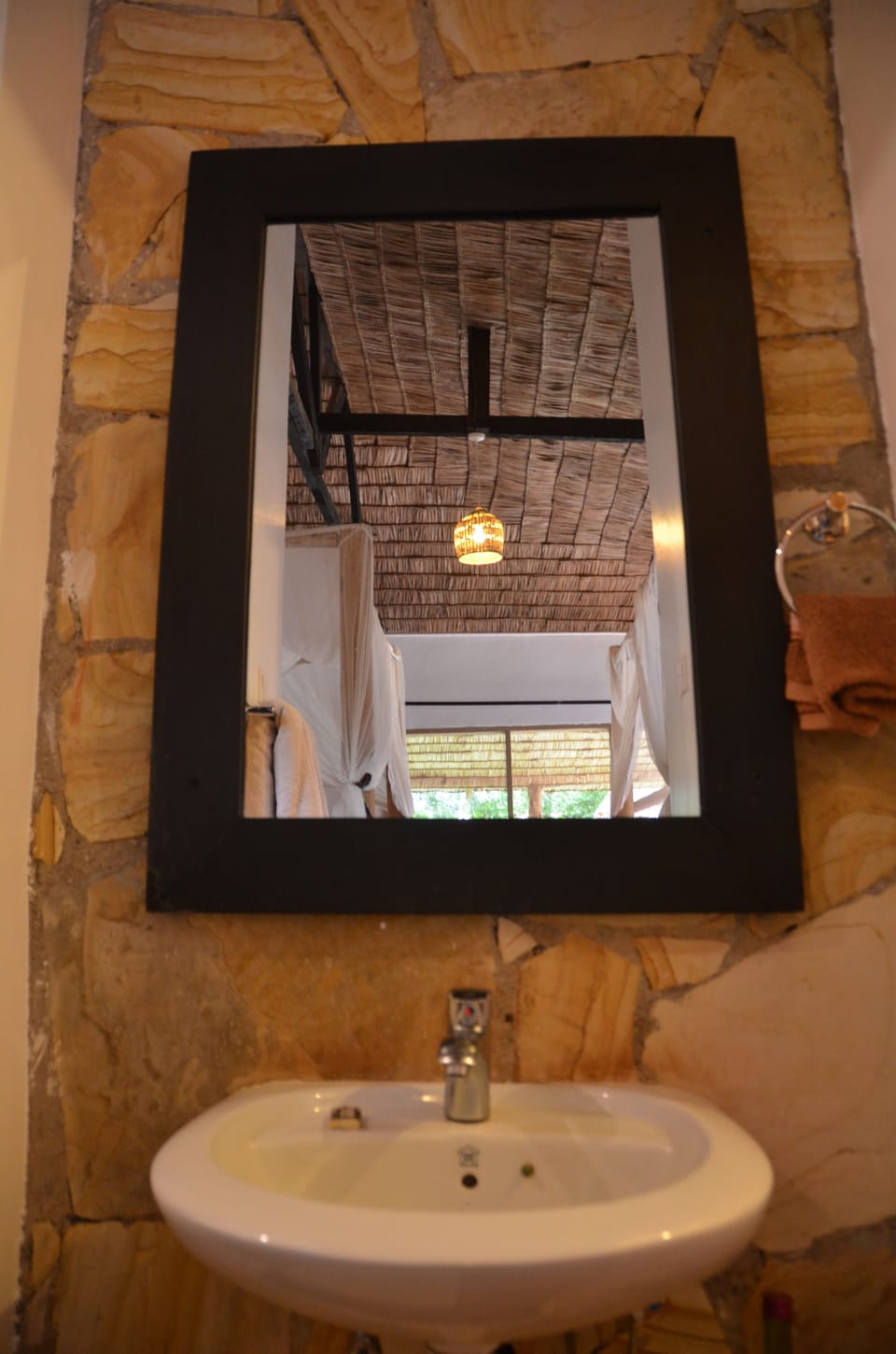 Standard Twin Room, Ensuite | Bathroom | Shower, bathrobes, towels