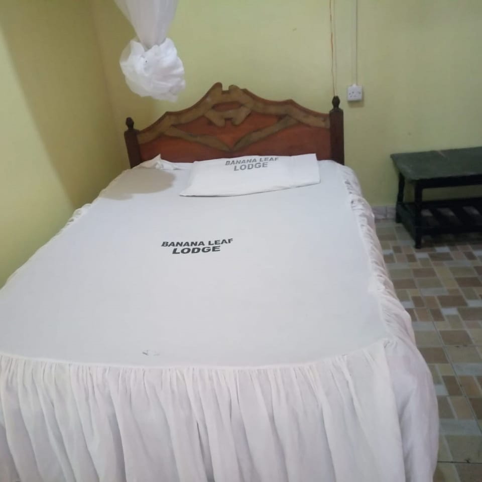 Single Room | Desk, iron/ironing board, free WiFi, bed sheets
