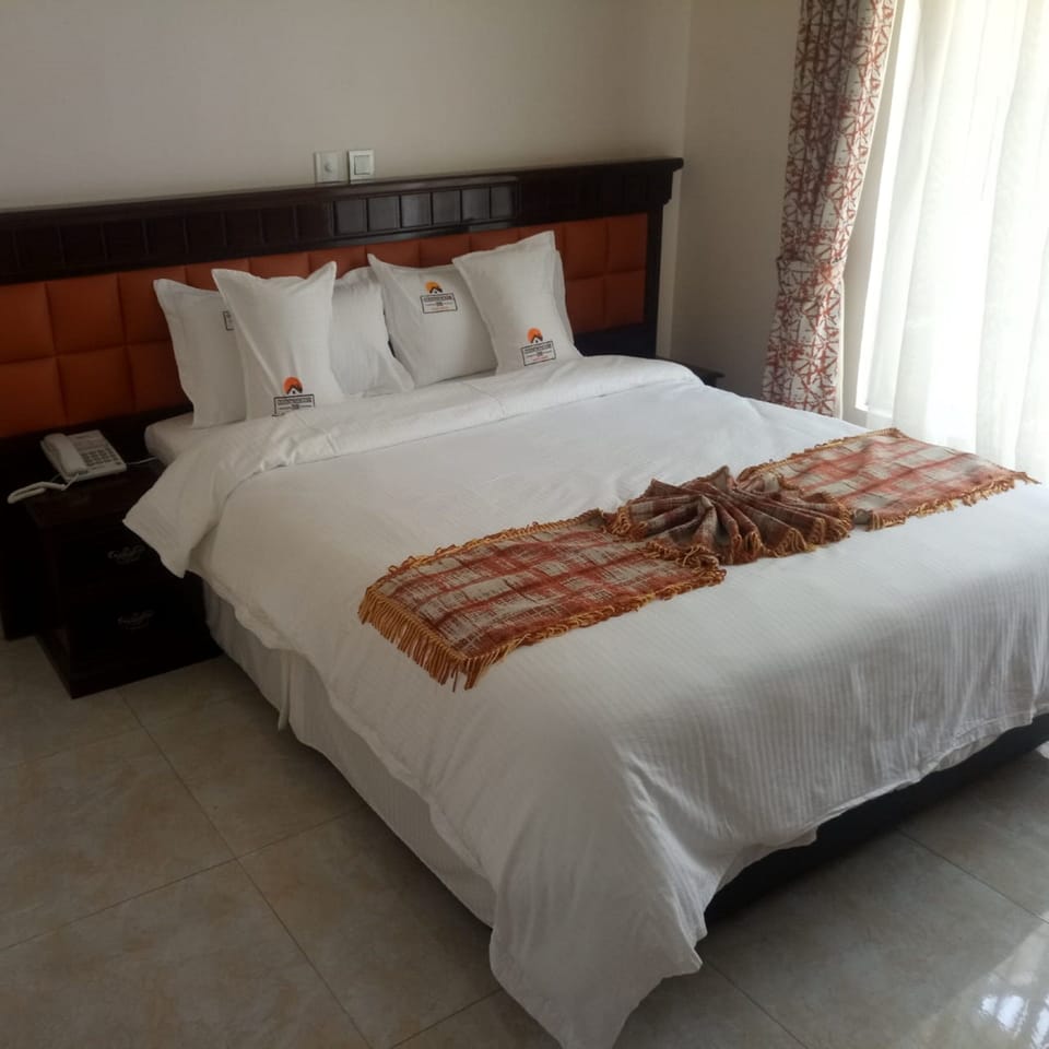 Double Room | Desk, iron/ironing board, free WiFi, bed sheets