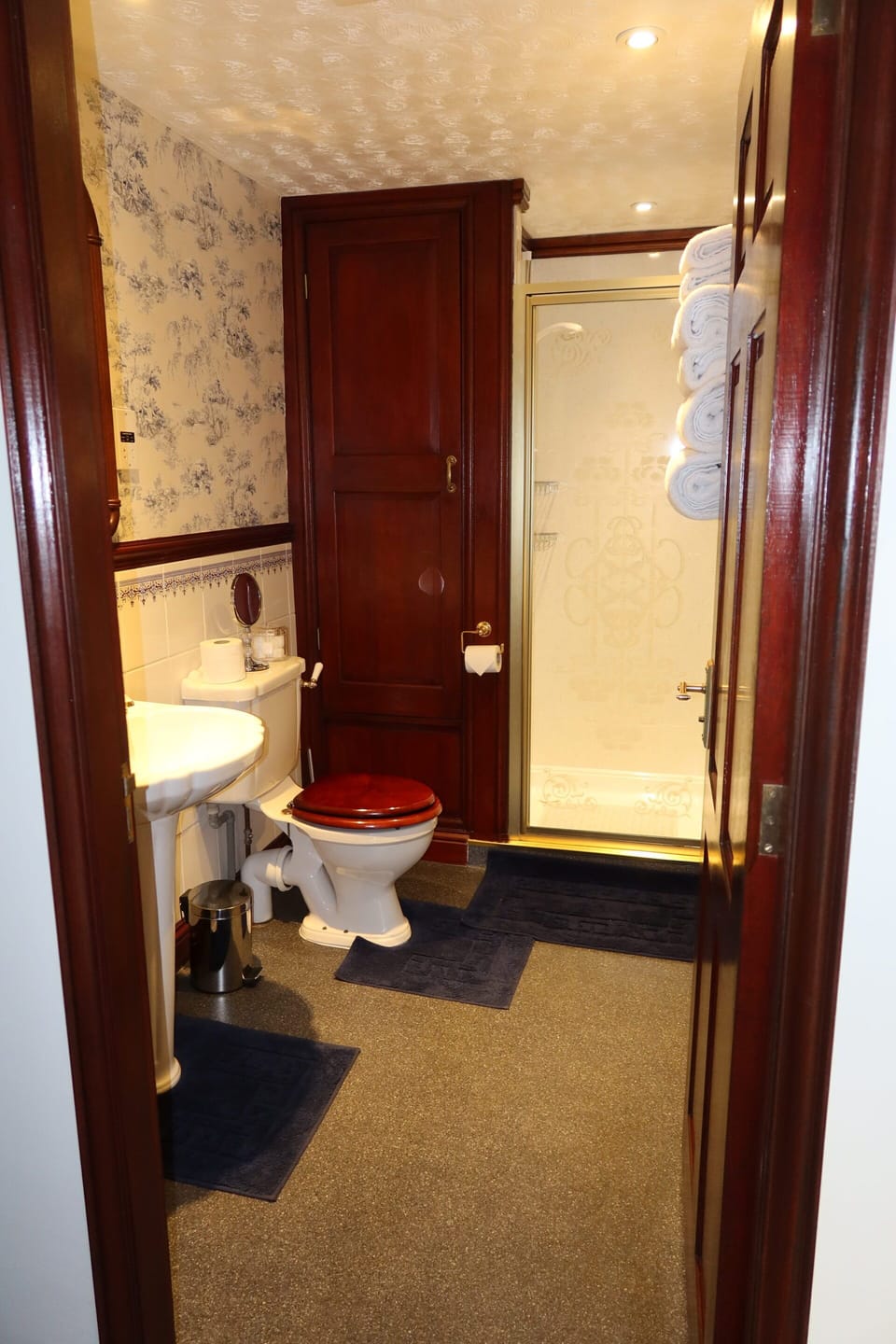 Luxury Double Room, Ensuite (Four poster) | Bathroom