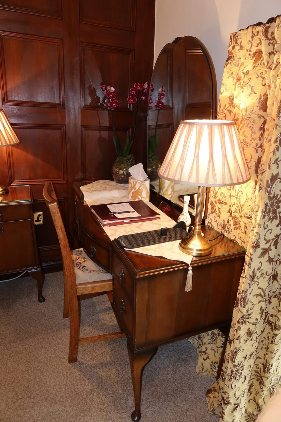 Luxury Double Room, Ensuite (Four poster)