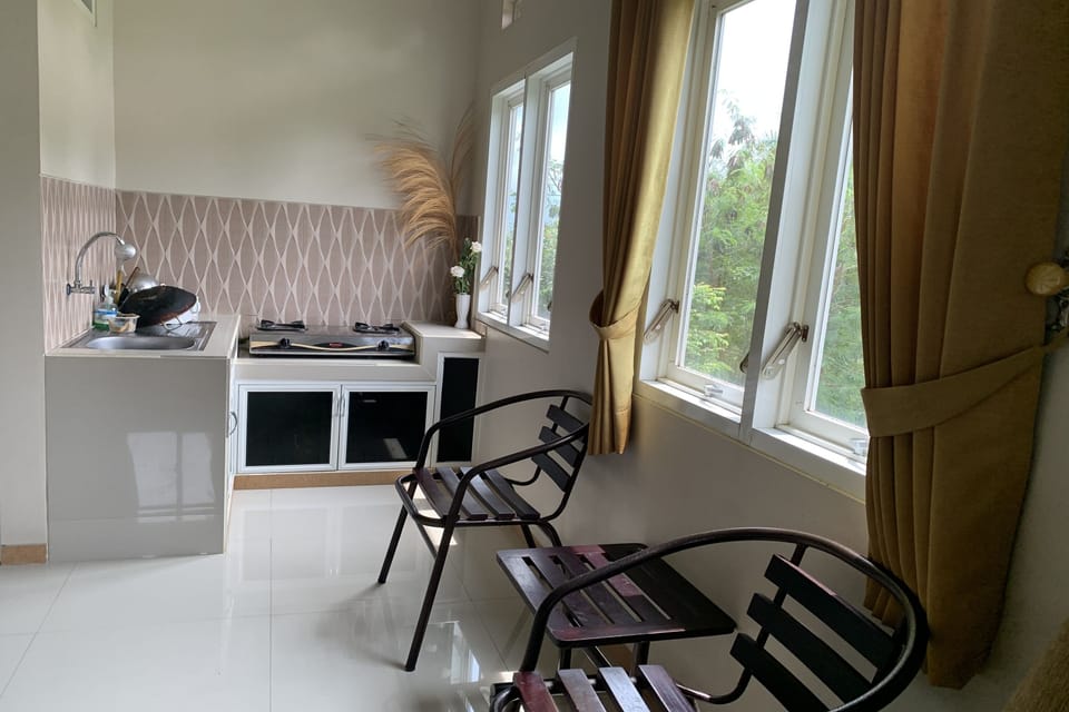Family Room | Private kitchen