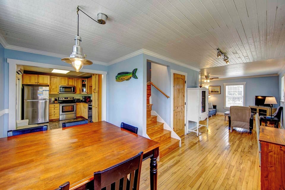 Dining Room (2)