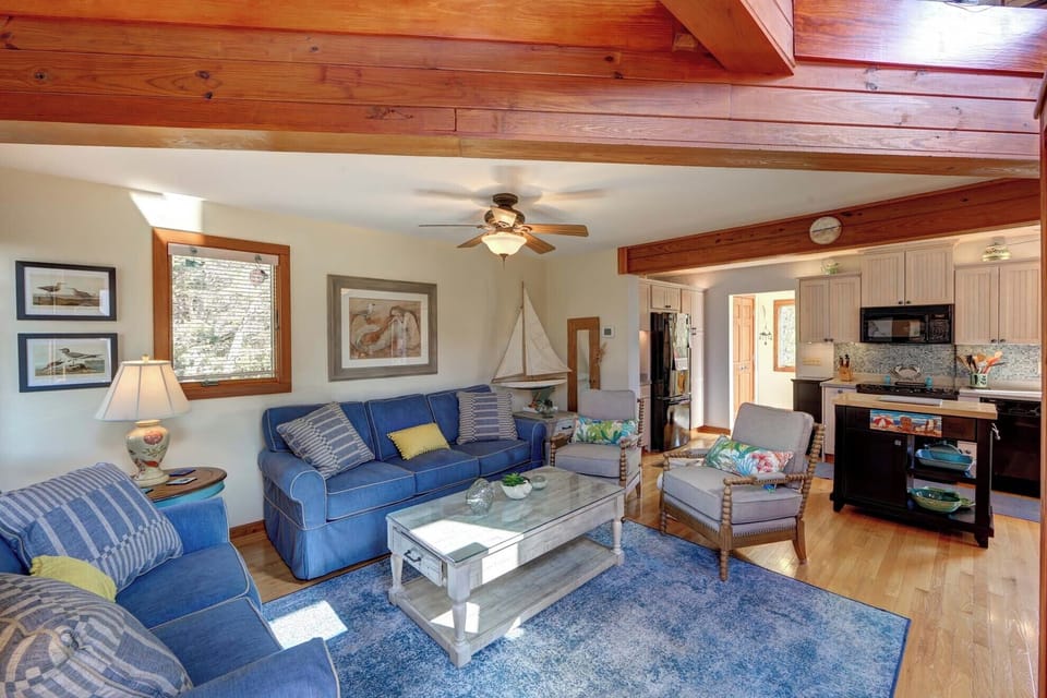 Living Room to Kitchen
