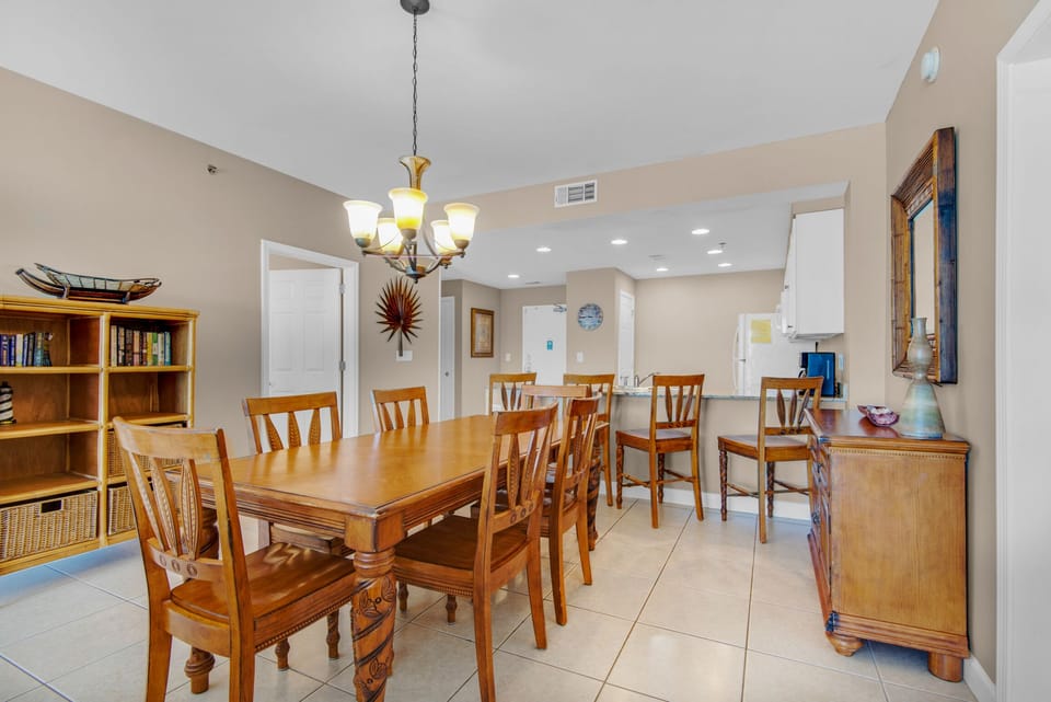 Dining table plus eat-in bar seating