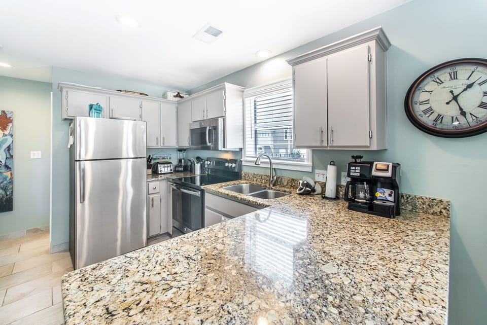 Kitchen has everything you need