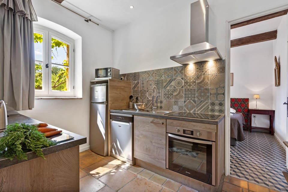 Superior Apartment, 1 Bedroom | Private kitchen | Espresso maker, coffee/tea maker, fridge, microwave