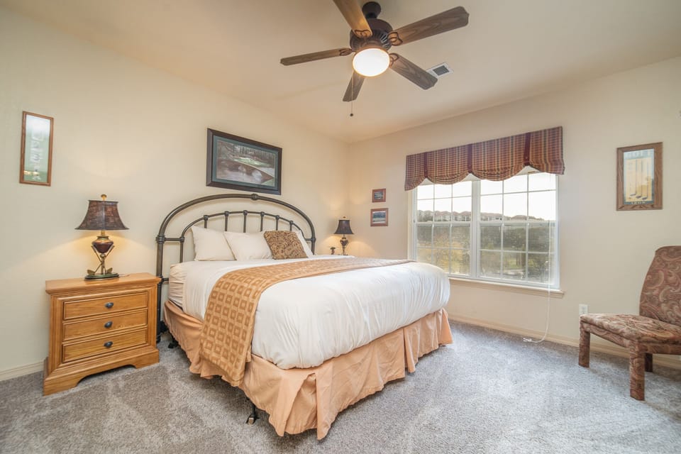 Family Condo, 3 Bedrooms, Golf View | Premium bedding, individually decorated, individually furnished