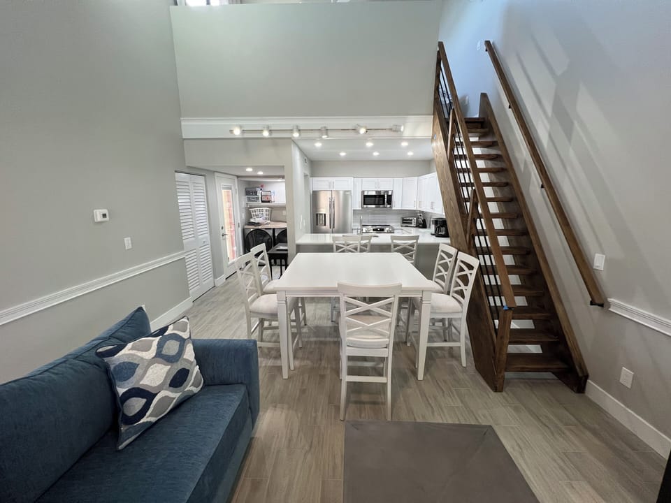 LOFT  3rd Bedroom Area 2 NEW Queen Chiropractic Orthopedic Beds.!